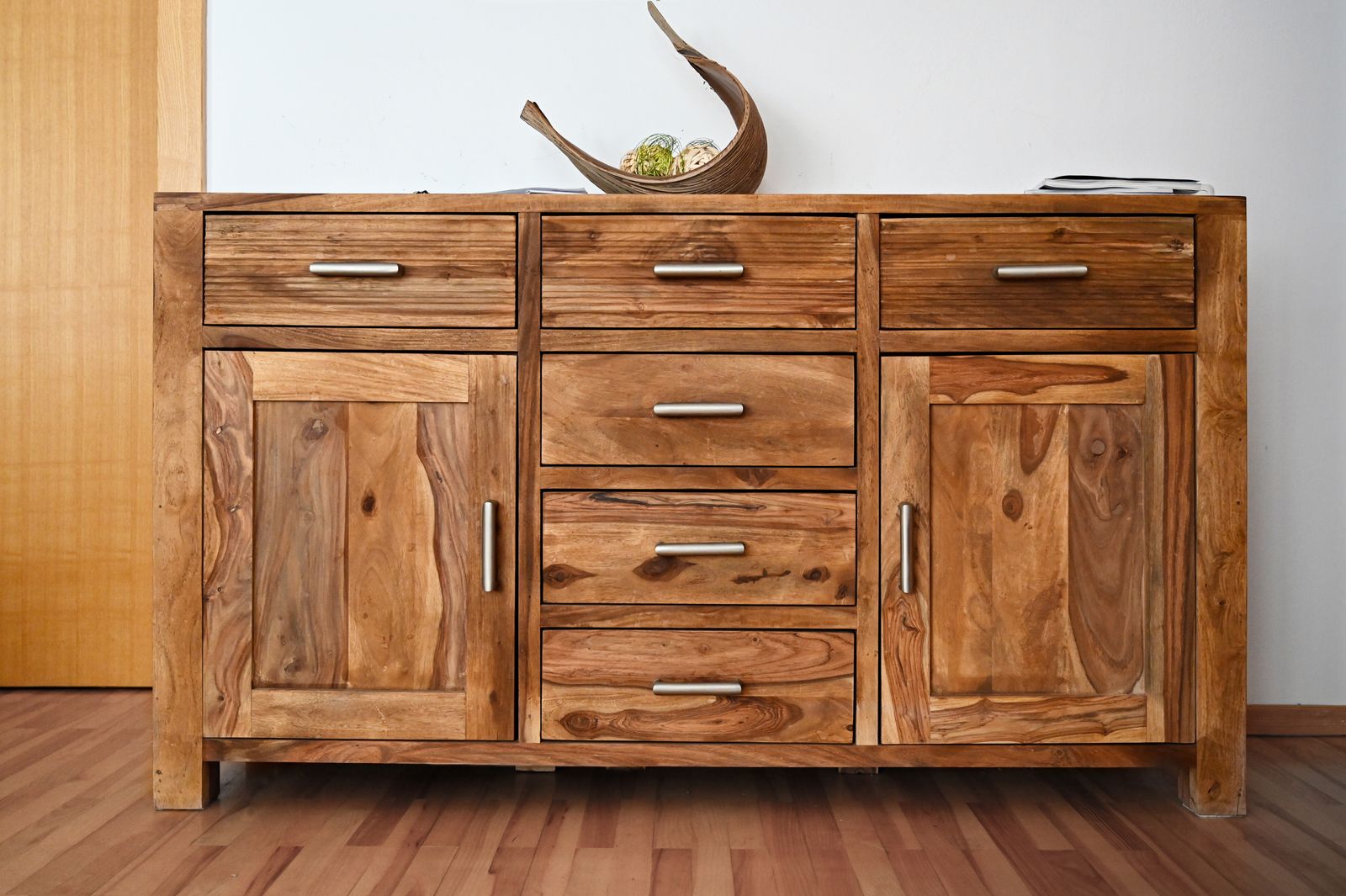 Buffet en bois massif fait main